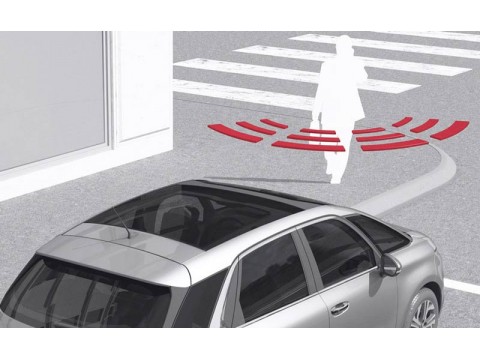 Захист авто з безключовим доступом від угону: прості методи протидії