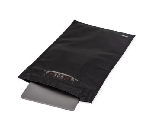 Екрануючий чохол для ноутбука 16" Mission Darkness NeoLok Faraday Bag